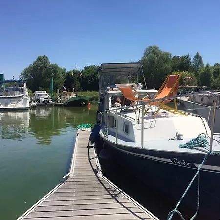 Bateau Condor *